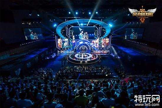 他的表现始 他的表现始