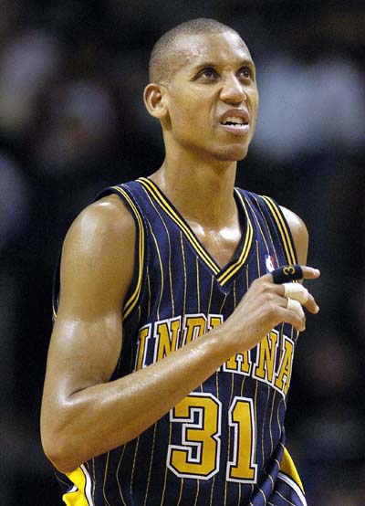 使得她们在 使得她们在